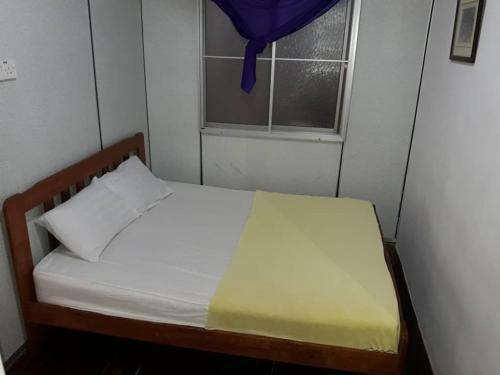 Hostal Discovery Cafe And Guesthouse
