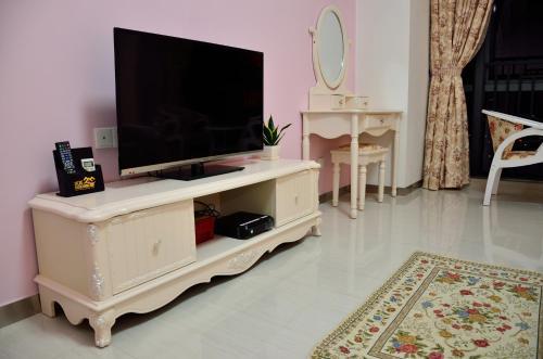 Moon Shine Apartment Hotel