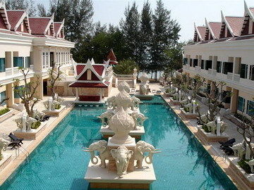 Hotel Grand Pacific Sovereign Resort