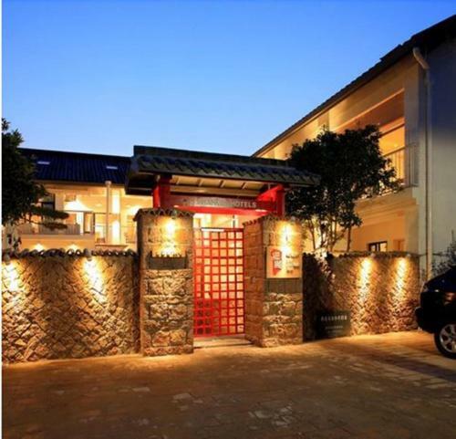 Hangzhou Shange Laolongjing Hotel
