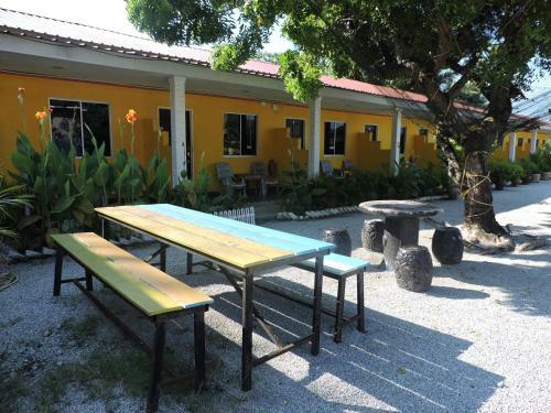 My Rainforest Hotel At Cenang Beach