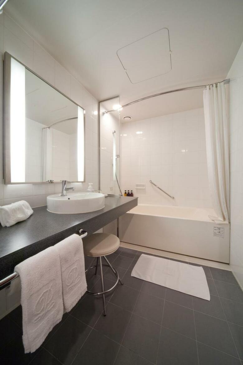 Shin Yokohama Prince Hotel