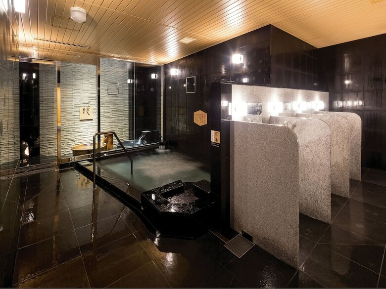 Apa Hotel Shinjuku Gyoenmae