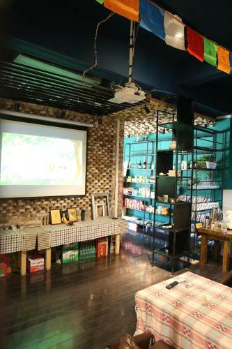 Huashan Mountain Baolianju International Youth Hostel