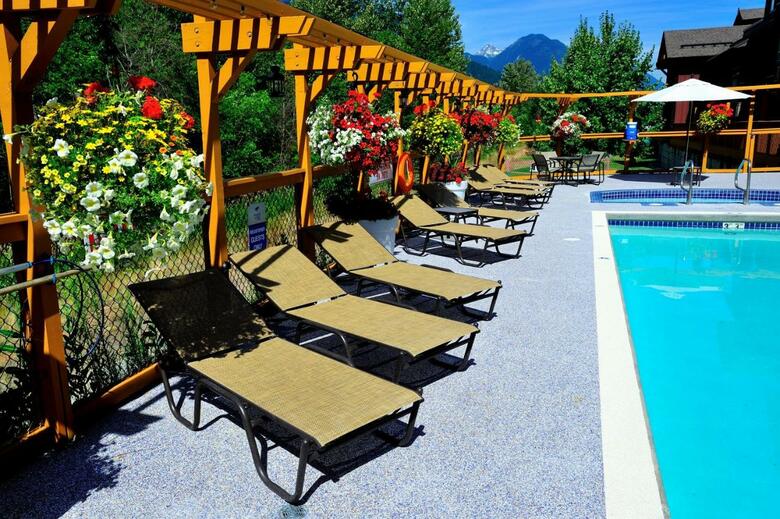 Hotel Pemberton Valley Lodge