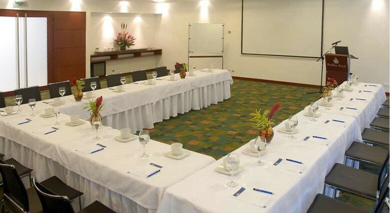 Hotel NH Bogot� Pavillon Royal