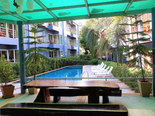 Hotel Aonang Village Resort