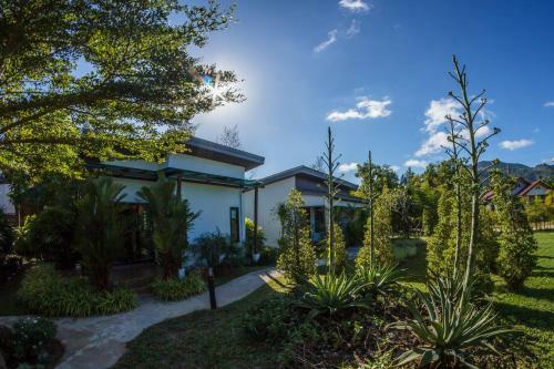 Hotel Baan Armeen Cottage