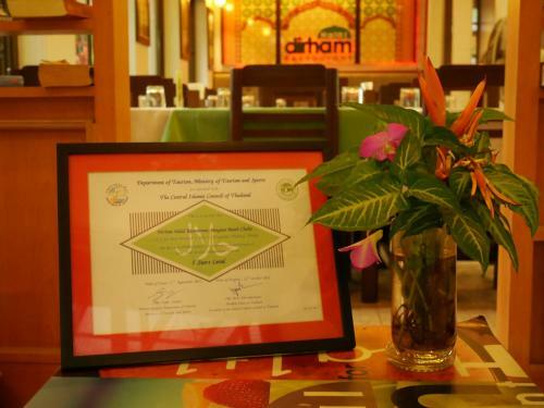 Hotel Bangtao Beach Chalet Resort