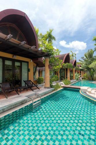 Hotel The Village Resort & Spa