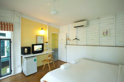 Sunshine Inn Resort
