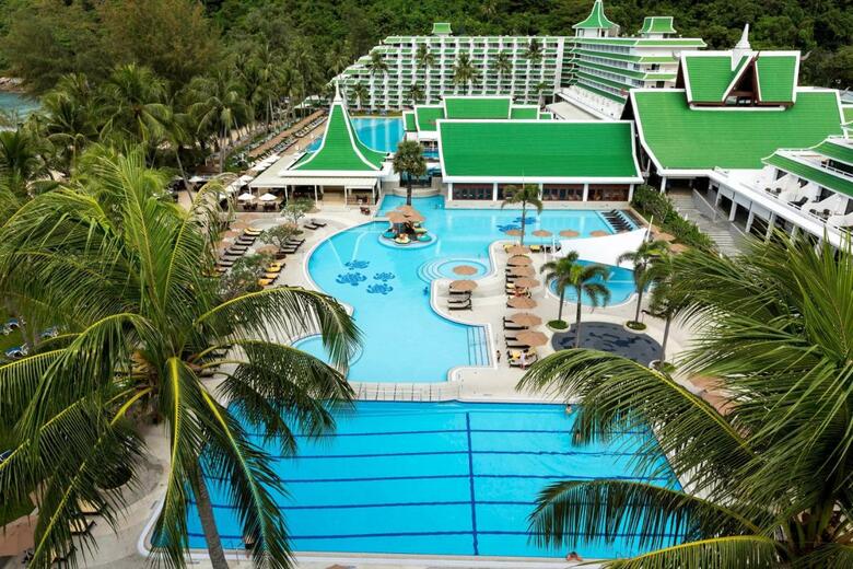 Hotel Le Meridien Phuket Beach Resort