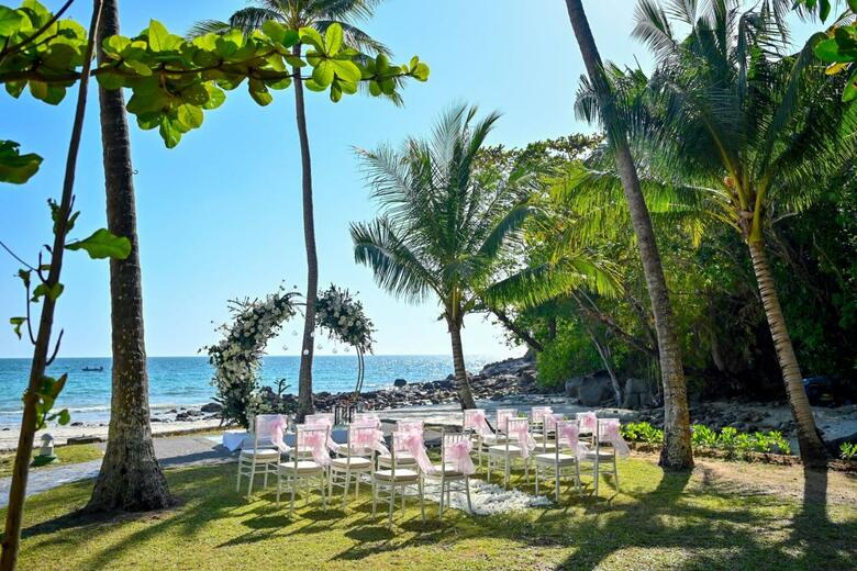 Hotel Le Meridien Phuket Beach Resort
