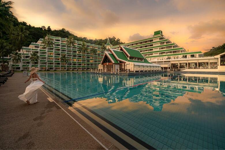 Hotel Le Meridien Phuket Beach Resort