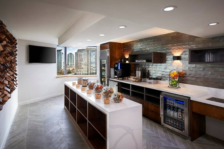 Novotel Toronto Mississauga Centre Hotel