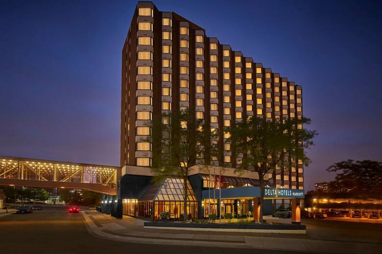Novotel Toronto Mississauga Centre Hotel