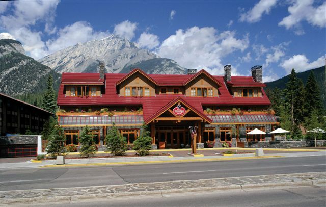 Hotel Banff Ptarmigan Inn