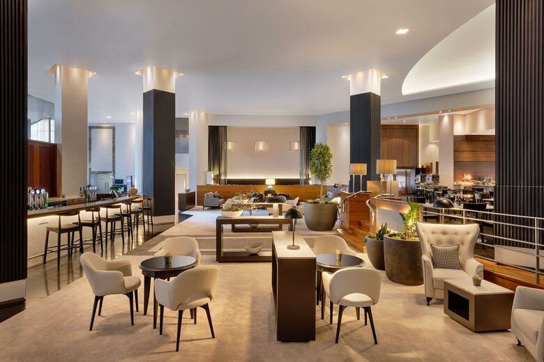 Hotel Stamford Plaza