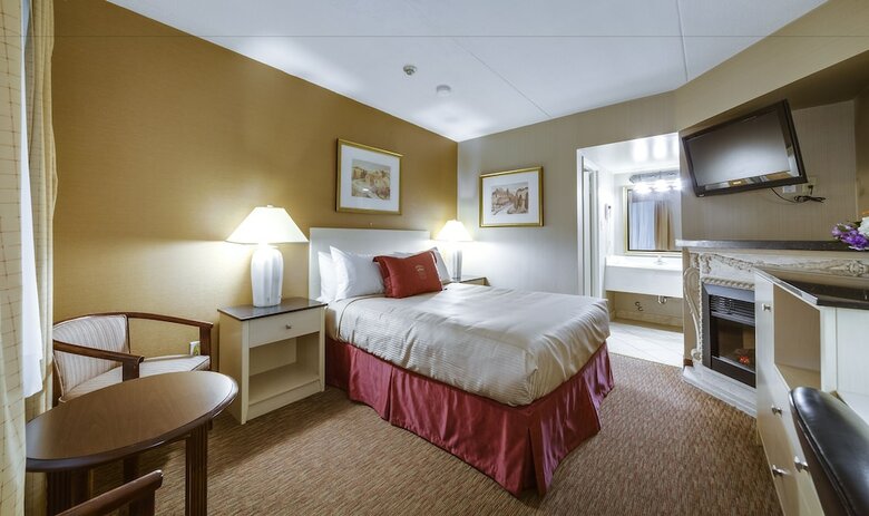 Hotel Monte Carlo Inns Toronto West Suites