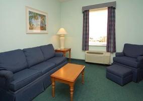 Hotel Cocoa Beach Suites