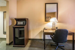 Hotel Comfort Suites