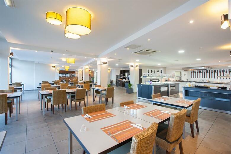 Hotel Revoli