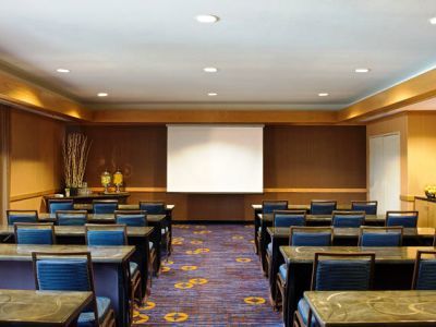 Hotel Courtyard By Marriott Palm Desert