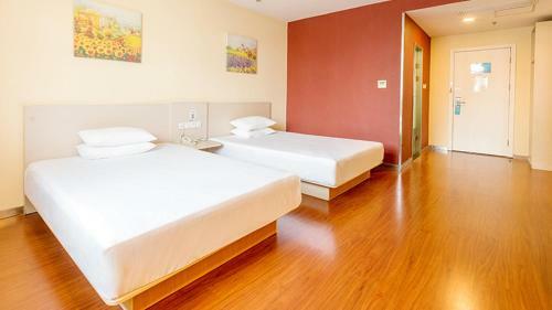 Hotel Hanting Express Mianyang Wuyi Square Branch