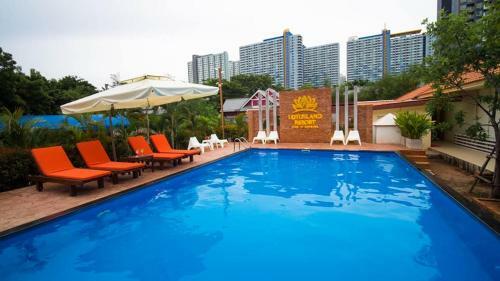 Hotel Lotusland Resort