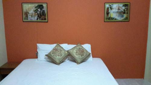Hostal Cheap Rooms Guesthouse