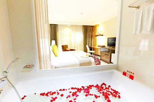 Intimate Hotel By Tim Boutique