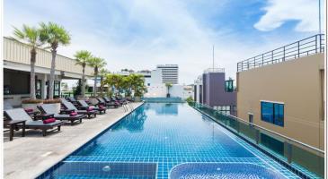 Sea Me Spring Too Hotel