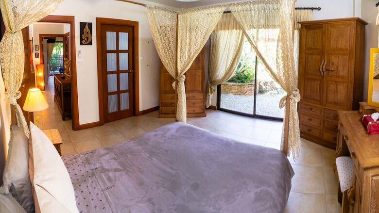 Coconut Paradise Villas