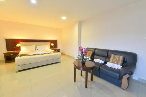 Hotel Chaplin Inn
