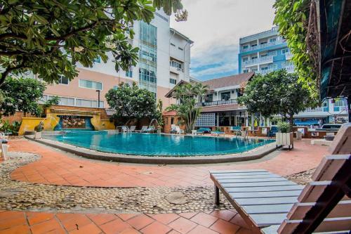 Hotel Sutus Court 4