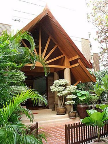 Hotel Chada Thai House