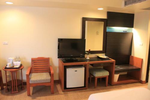 Sunshine Hotel & Residences