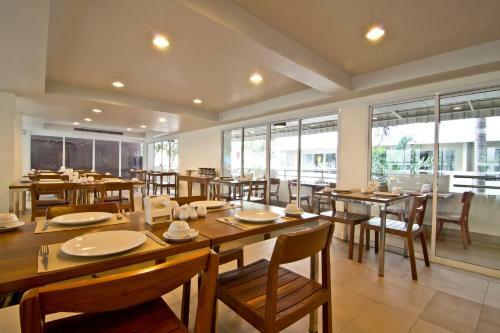 Sunshine Hotel & Residences