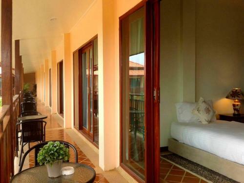Hotel Siam Tara Resort