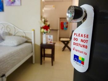 Hostal The Beach Cha Am Guest House