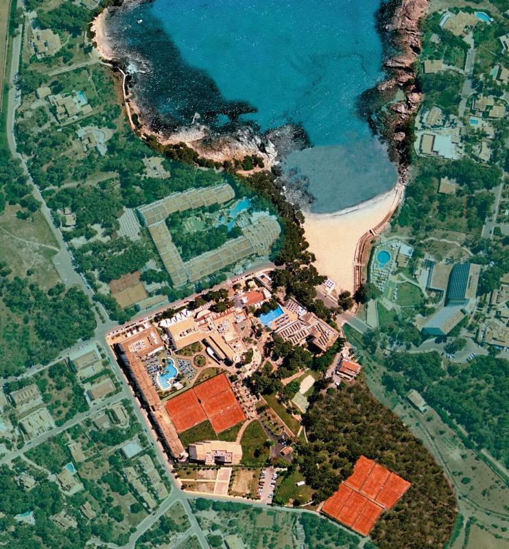 Hotel Beach Club Font Sa Cala