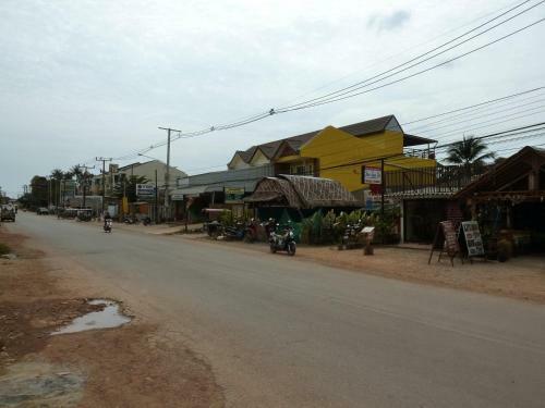 Hotel Lanta Castaway Beach Resort