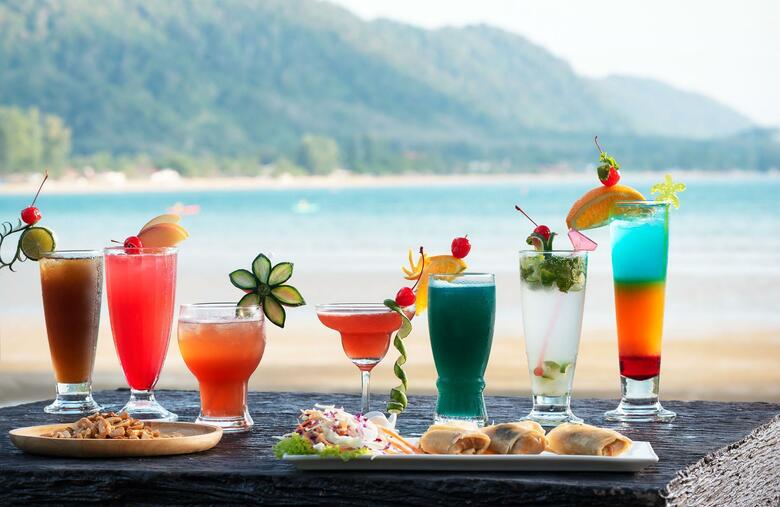 Hotel Kaw Kwang Beach Resort
