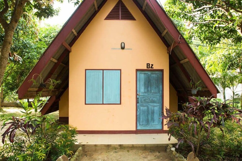 Lodge Cashewnut Tree Bungalows