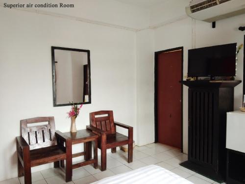 Hostal The Royal Guest House