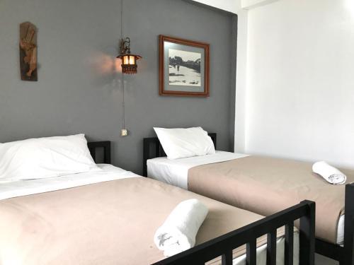 Hostal The Royal Guest House