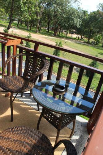 Hotel Lanta Happy Hill