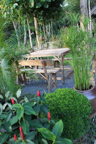Hotel Lanta Happy Hill