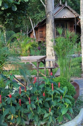Hotel Lanta Happy Hill