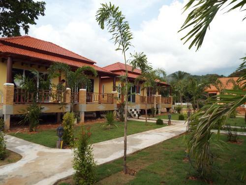 Hotel Lanta Riviera Villa Resort